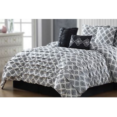 Printed pleated comforter set